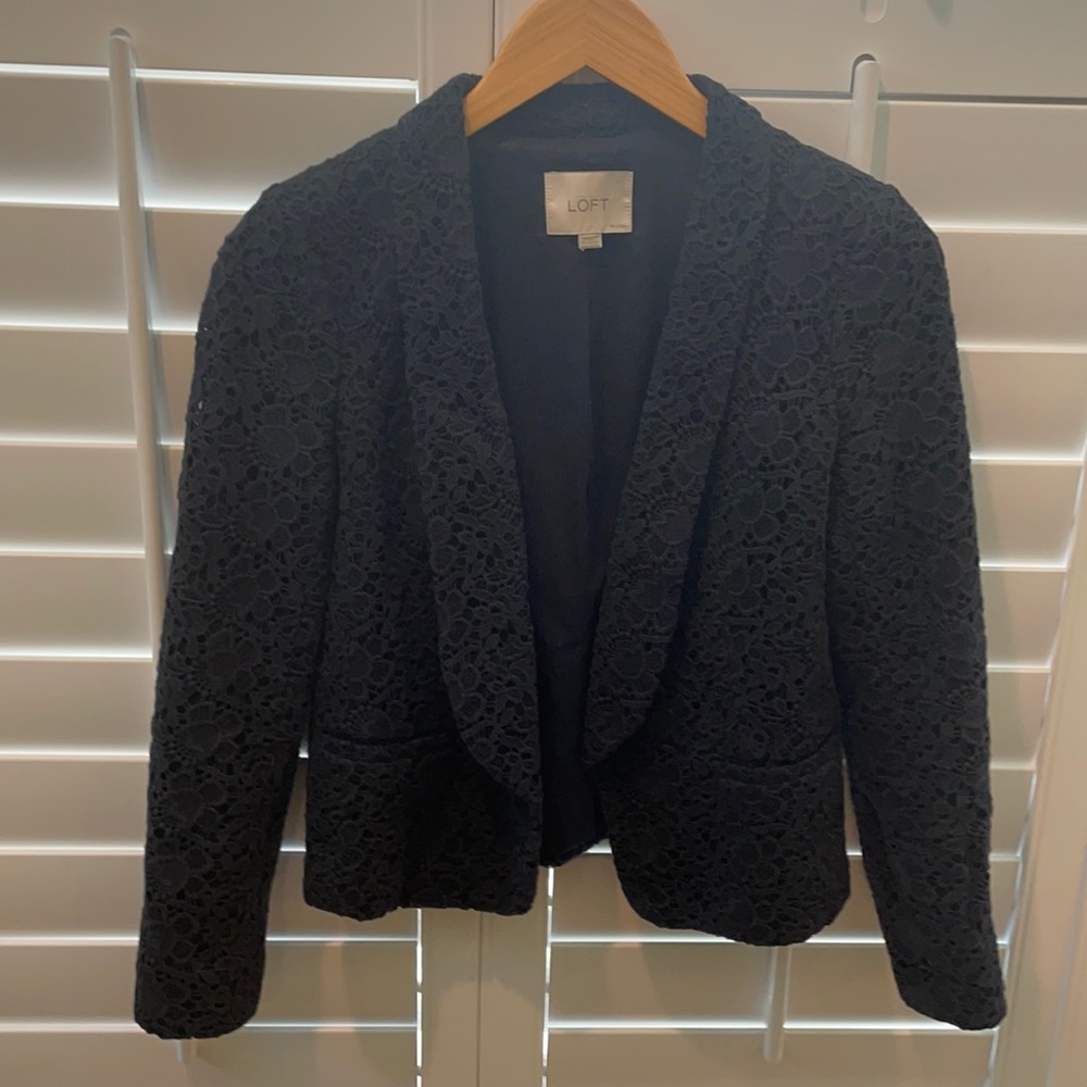 LOFT | fun and funky lace black open-front blazer | 0P